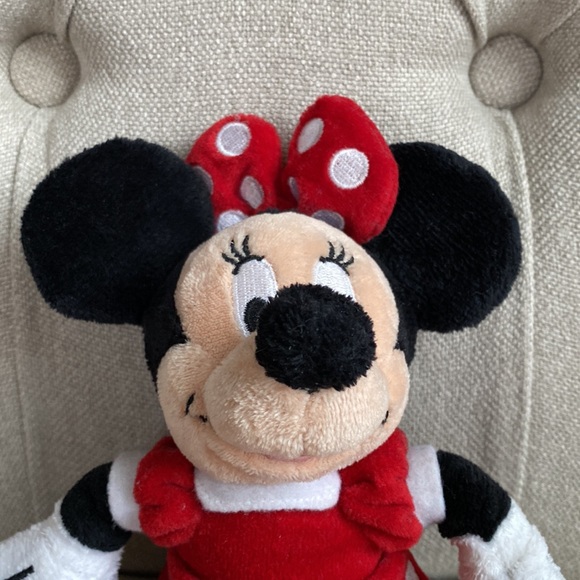 MINNIE MOUSE 9 inch Plush Red polka dots - Picture 6 of 8